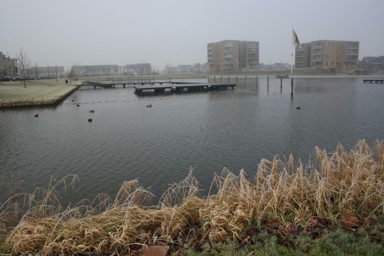 Casa Mirador Sleep Inn Almere Exterior foto